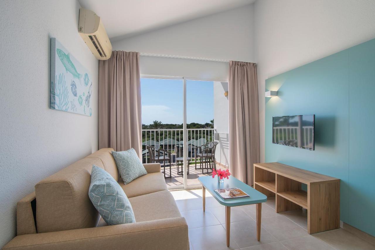 Pierre & Vacances Menorca Cala Blanes Cala'N Blanes  Екстериор снимка